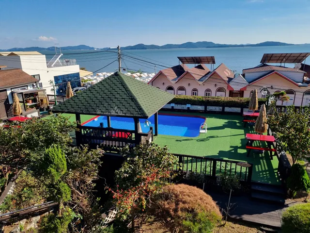 초록별 (Ganghwado Green Star Pension)