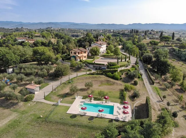 La Scuola di Furio - Holiday Home with Pool