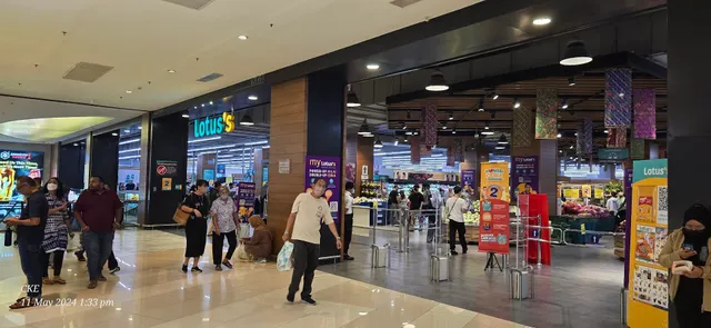 NakNak 낙낙 IOI City Mall