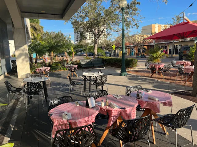 Mademoiselle Paris - Breakfast, Lunch & French Bakery