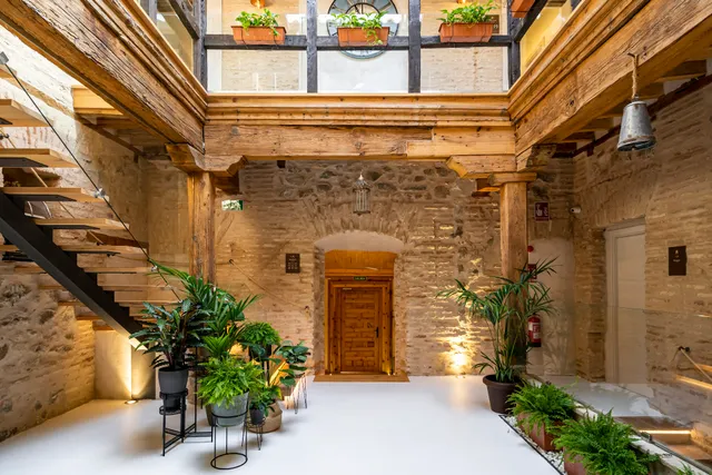 Dobo Azacanes Hostal