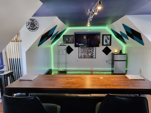 Exquisite Barber Lounge