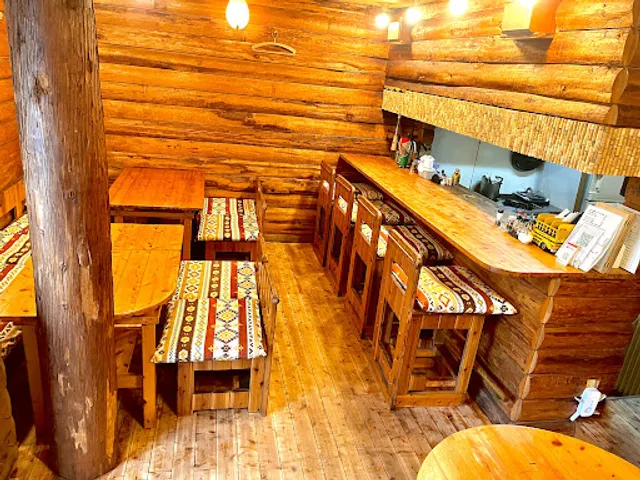 ビストロ ボアボアボア (Bistro Bois Bois Bois)