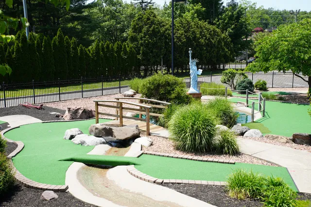 Paramus Mini Golf