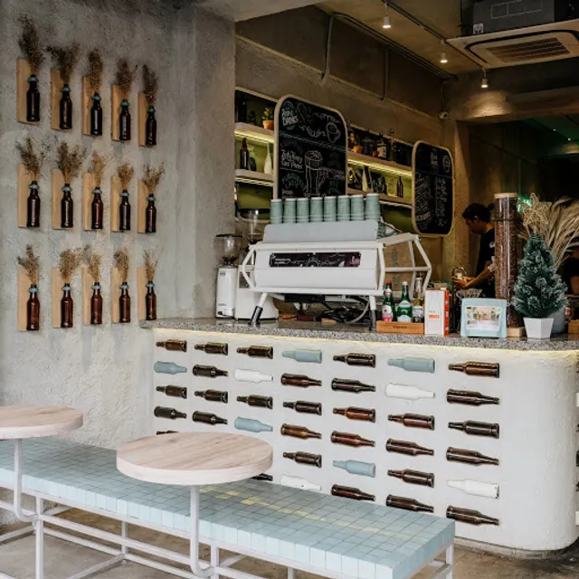 The Bare Bottle Kuta