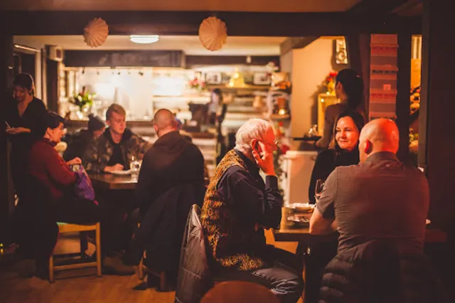 Barn Nork Aharn Thai