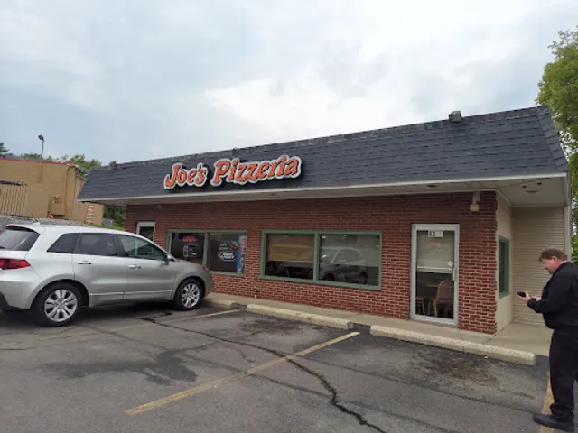 Joe's Pizzeria