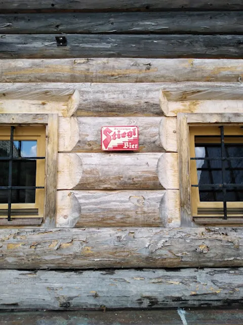Holzmeister Alm am Hinteren Gosausee