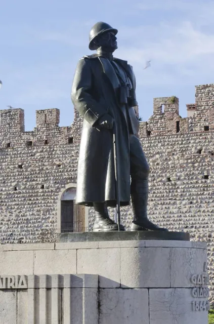 Monumento al Generale Giardino