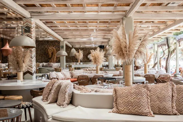 Kalua Beach Bar-Restaurant