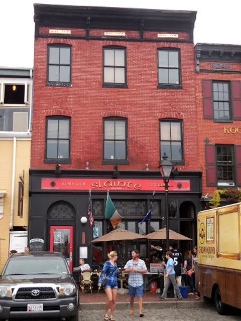 Slainte Irish Pub and Restaurant