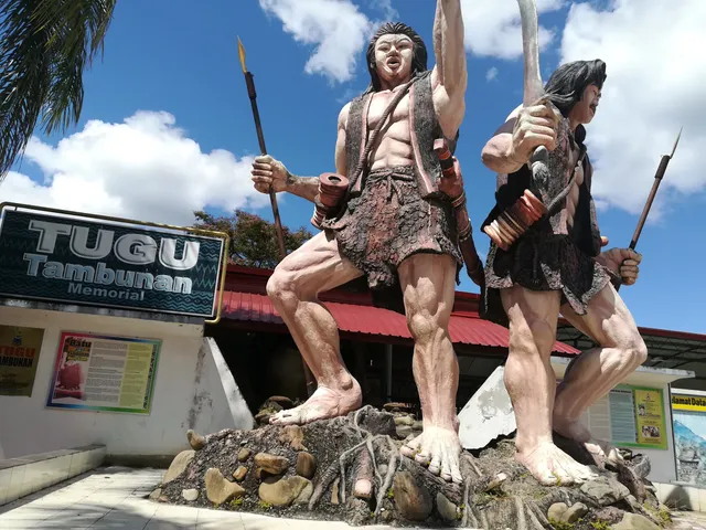 Tugu Pahlawan Tambunan
