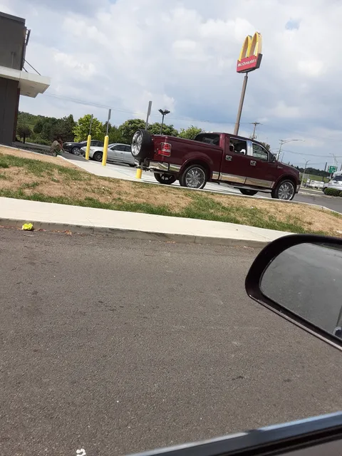 Franklinton Square Shopping Center