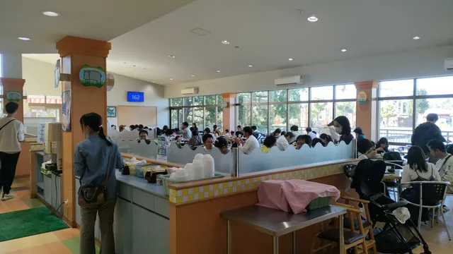 レストラン カーニバル