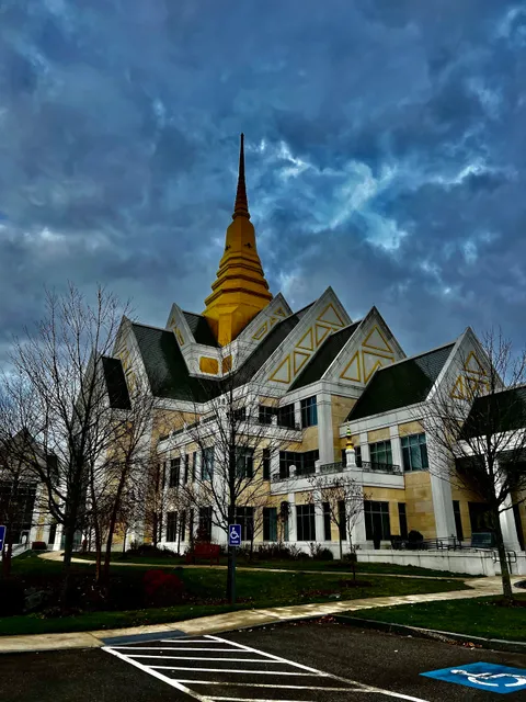 Wat Nawamintararachutis Meditation Center