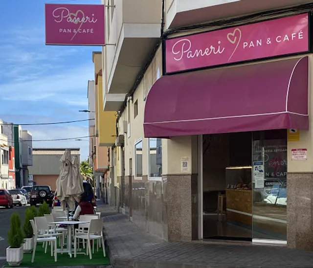 Paneri Pan & Café