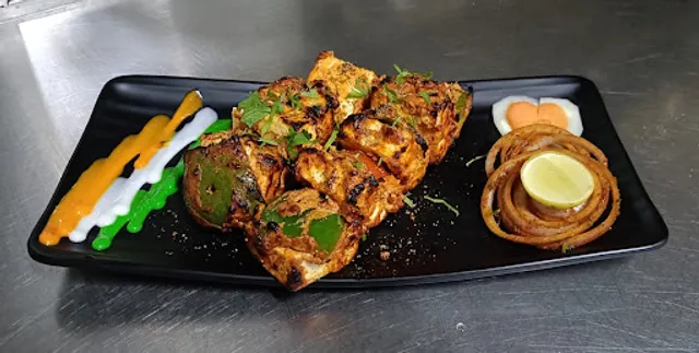 Goodluck Bar and Restaurant