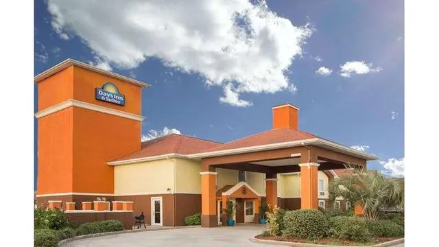 Days Inn & Suites by Wyndham Thibodaux