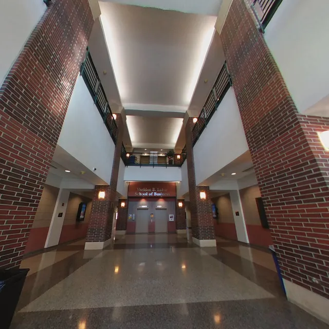 UW-Milwaukee Sheldon B. Lubar College of Business