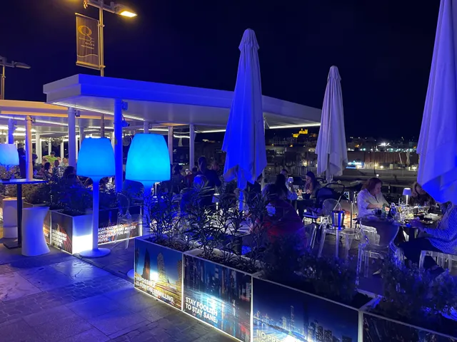 Q hookah lounge (Relocated – See Other Branches)