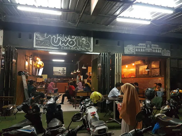 Mang Uwo Food & Coffee