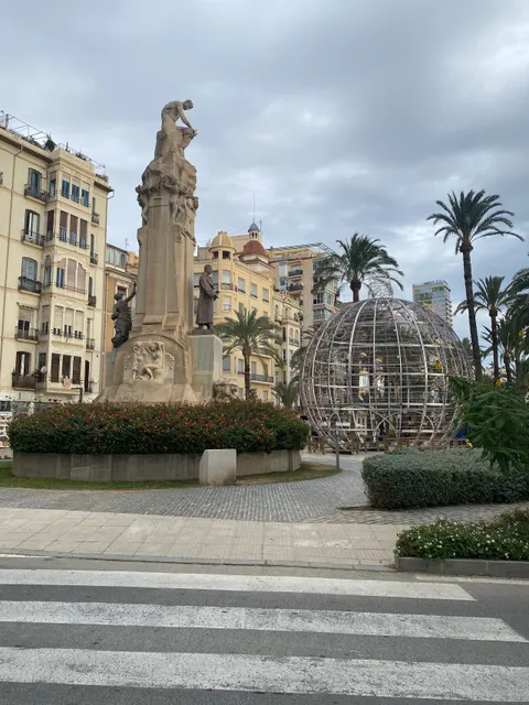 Monumento a Canalejas