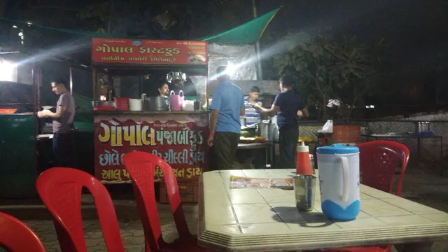 Gopal fastfood botad