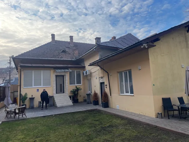 Eden Central Boutique Suites ApartHotel