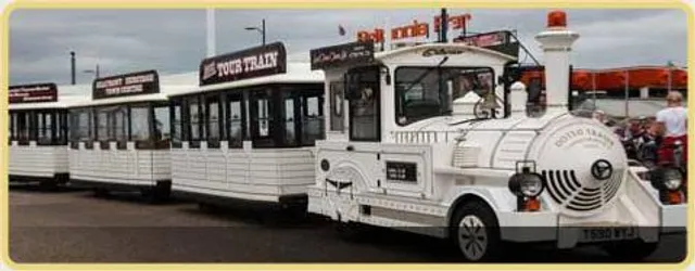 "The Great Yarmouth Train Experience RED Train" (Britannia Pier - Wellington Pier - Pleasure Beach - Britannia Pier)