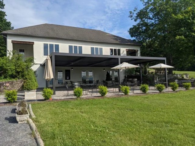 Ravines Wine Cellars & Agricolae Estate Winery