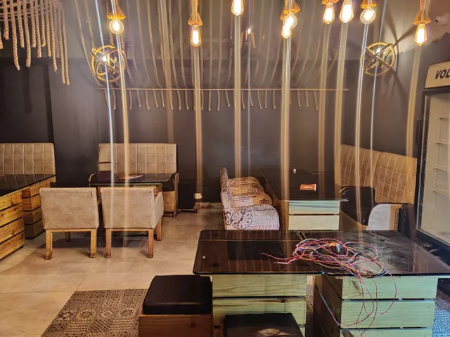 The Hideout | Best cafe Restaurant | Hang out| Chill out