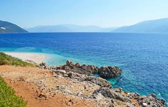 Paralia Aspros Gialos