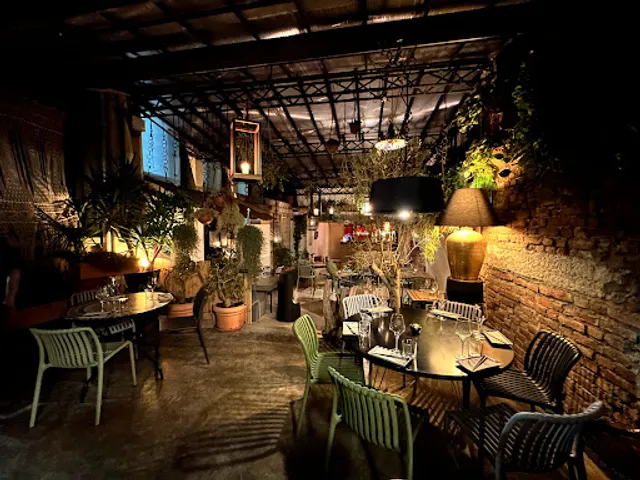 Antidoto Bistrot, Lucanda di una giapponese