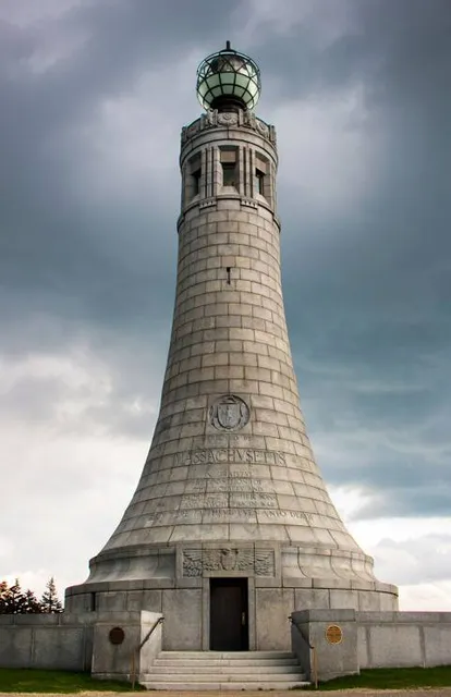 Veterans War Memorial Tower