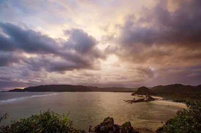 Mandalika Princess Statue