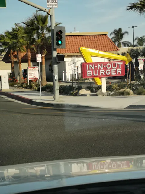 In-N-Out Burger