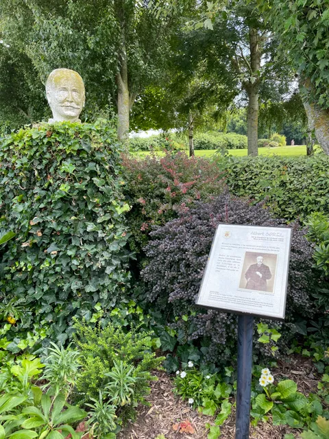 Le Jardin des Personnalités