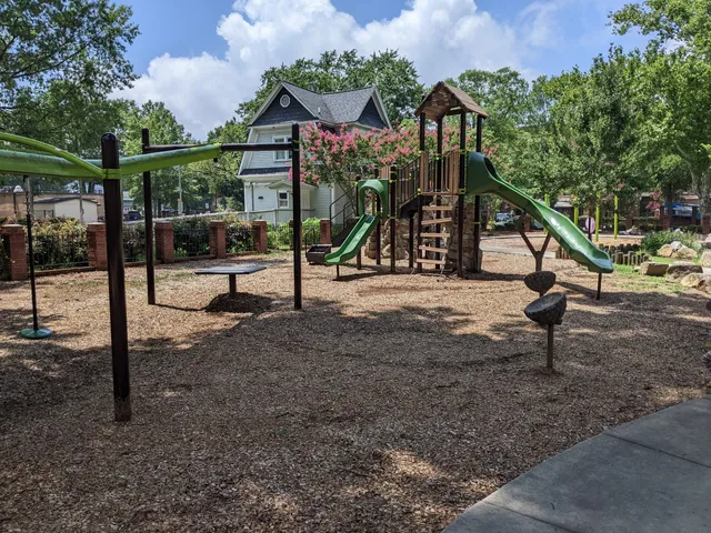 Elmwood/Roy Lynch Park