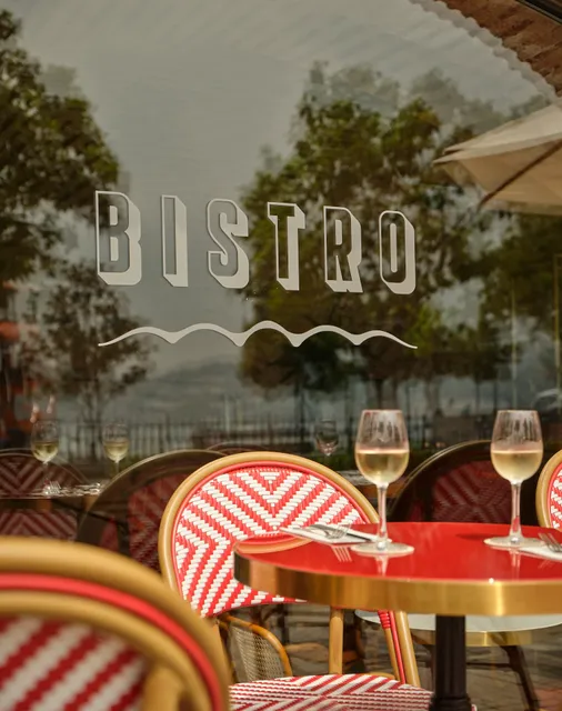 Divan Bistro