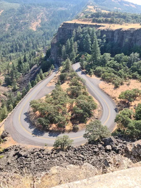 Rowena Crest Viewpoint