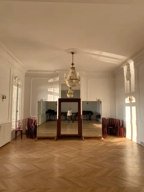 Ballroom dance Paris