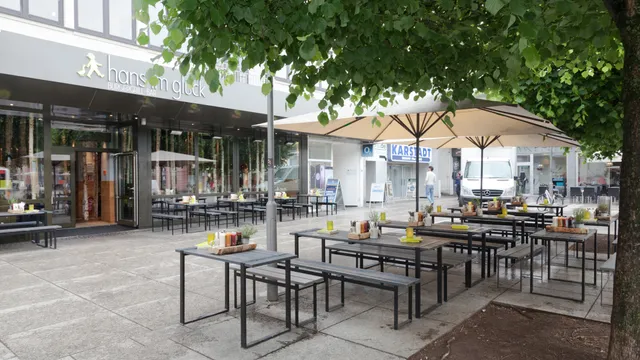 HANS IM GLÜCK Burgergrill