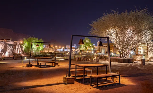 AlManshiyah Plaza | ميدان المنشية