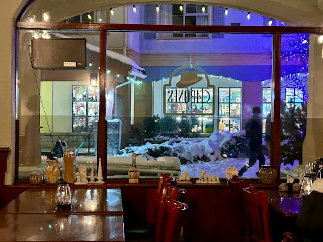 Capones Italian Kitchen