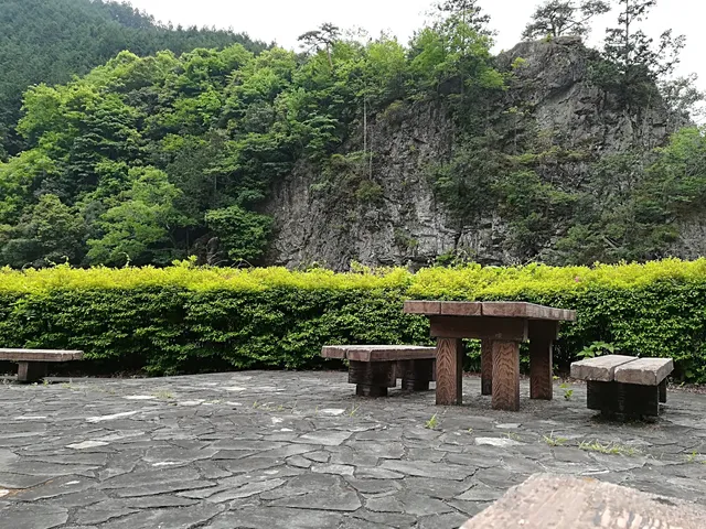 photo-1