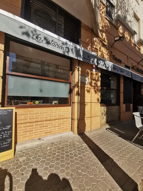 Bar Vinos y Tapas la Estación