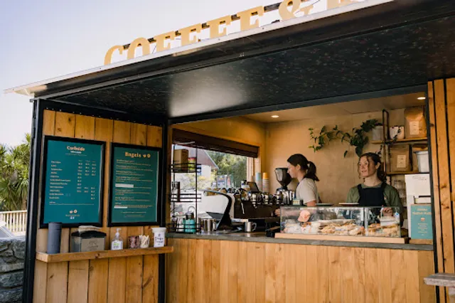 Curbside Coffee & Bagels