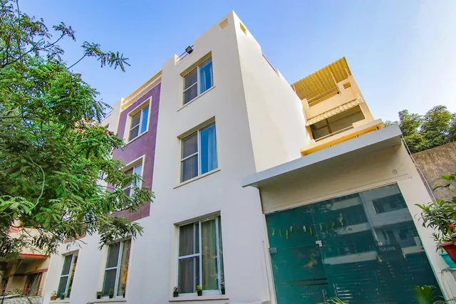 FabHotel Rivlet Inn - Hotel in DLF Phase 3, Gurgaon