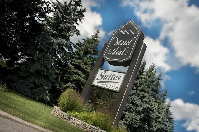 Ramada Laval by Wyndham