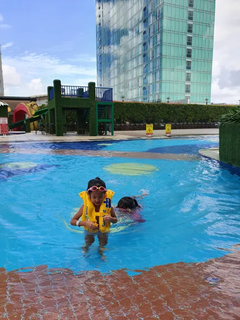 Dinosaurs Alive Water Theme Park - KSL Hotel & Resort